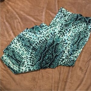 ❤️New York and Company Electric Blue Cheetah Print Skirt